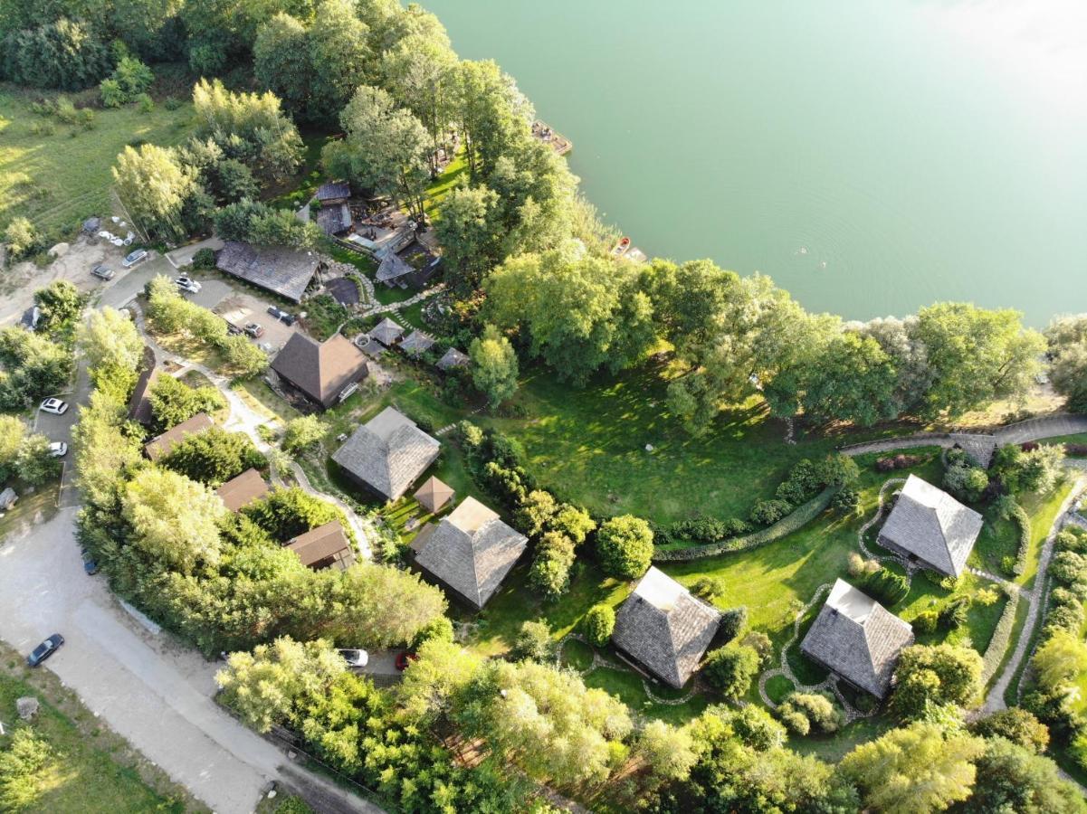 Akmenos Villas & Bungalow Brazuole Εξωτερικό φωτογραφία